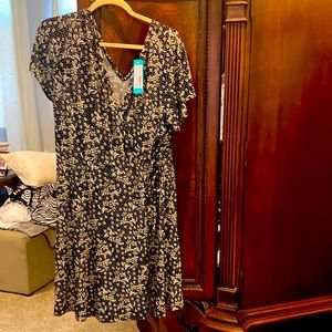 Kaileigh Faux Wrap knot dress-never worn